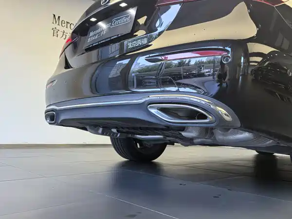 Mercedes-Benz E-Class 2022