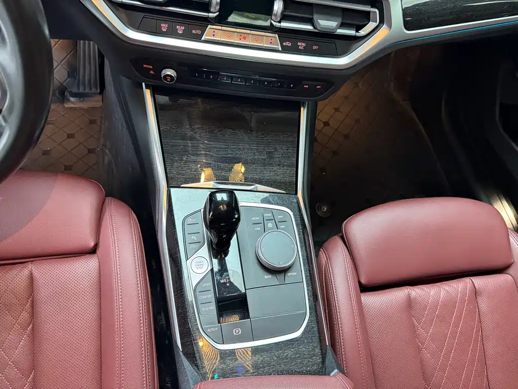 BMW 3 Series 2021
