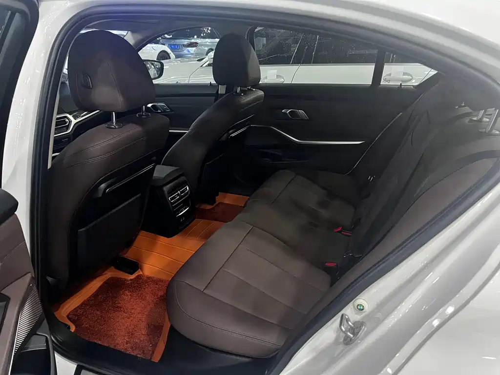 BMW 3 Series 2021