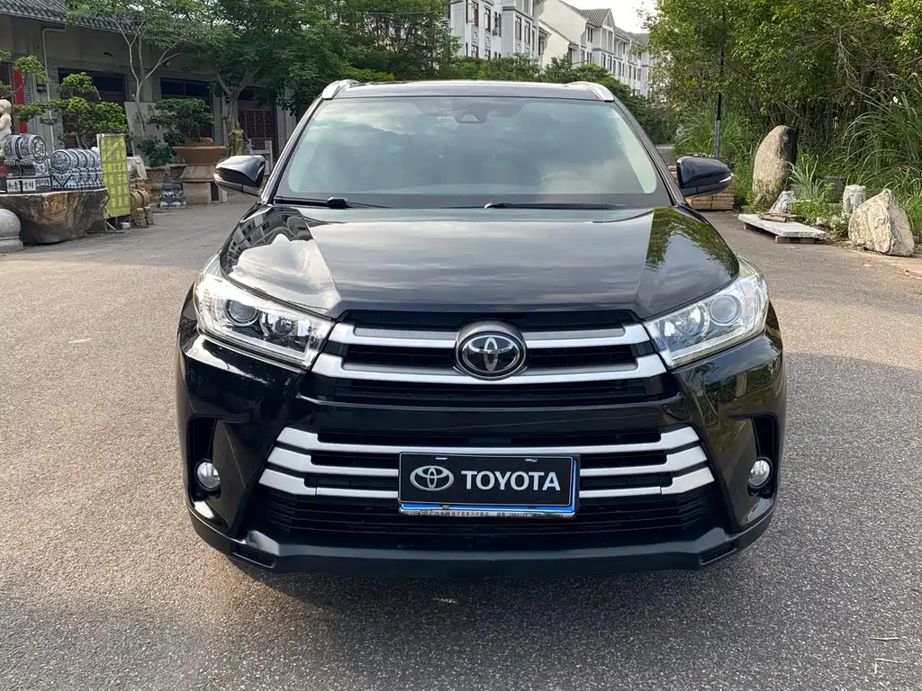 Toyota Highlander 2020 — фото 2