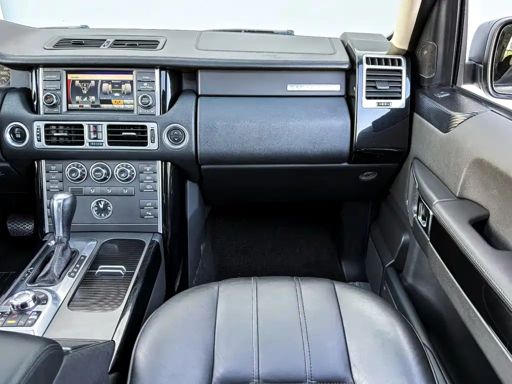 Land Rover Range Rover 2010 — фото 19