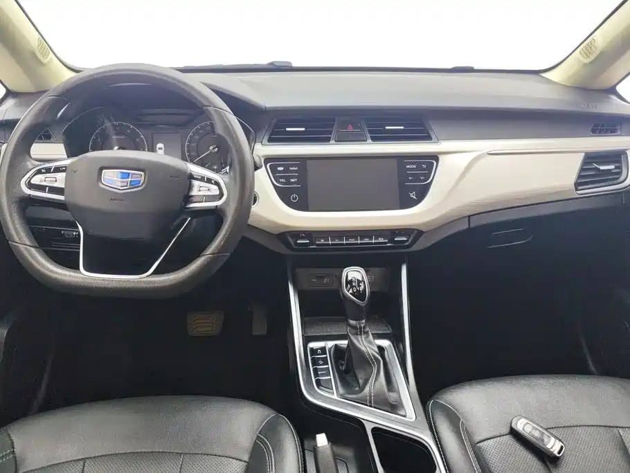 Geely Vision X3 2021 — фото 12