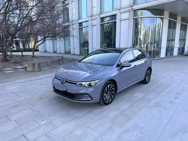 Volkswagen Golf 2024