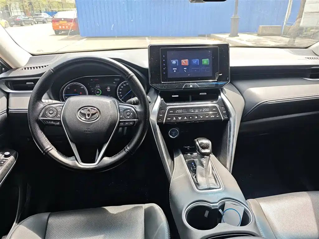 Toyota Harrier 2022 — фото 6