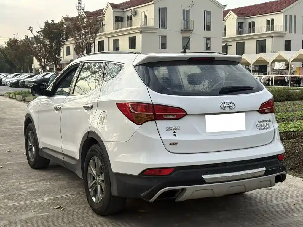 Hyundai Santa Fe 2014 — фото 13