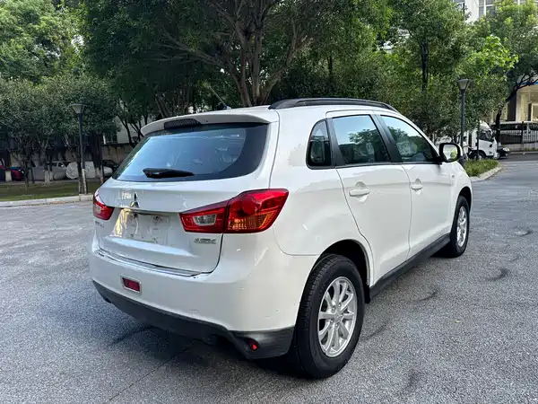 Mitsubishi Jinxuan ASX 2014