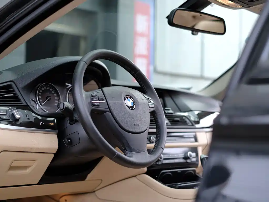 BMW 5 Series 2013 — фото 21