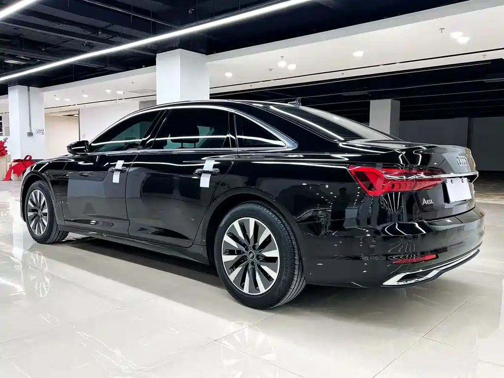 Audi A6L 2023