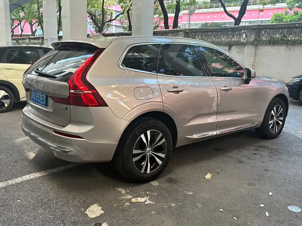 Volvo XC60 2024 — фото 13