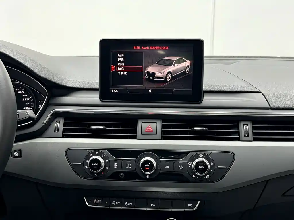 Audi A4L 2018 — фото 21