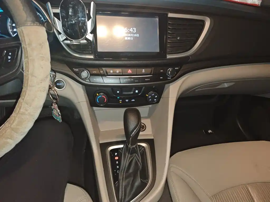Buick Excelle GT 2016 — фото 9