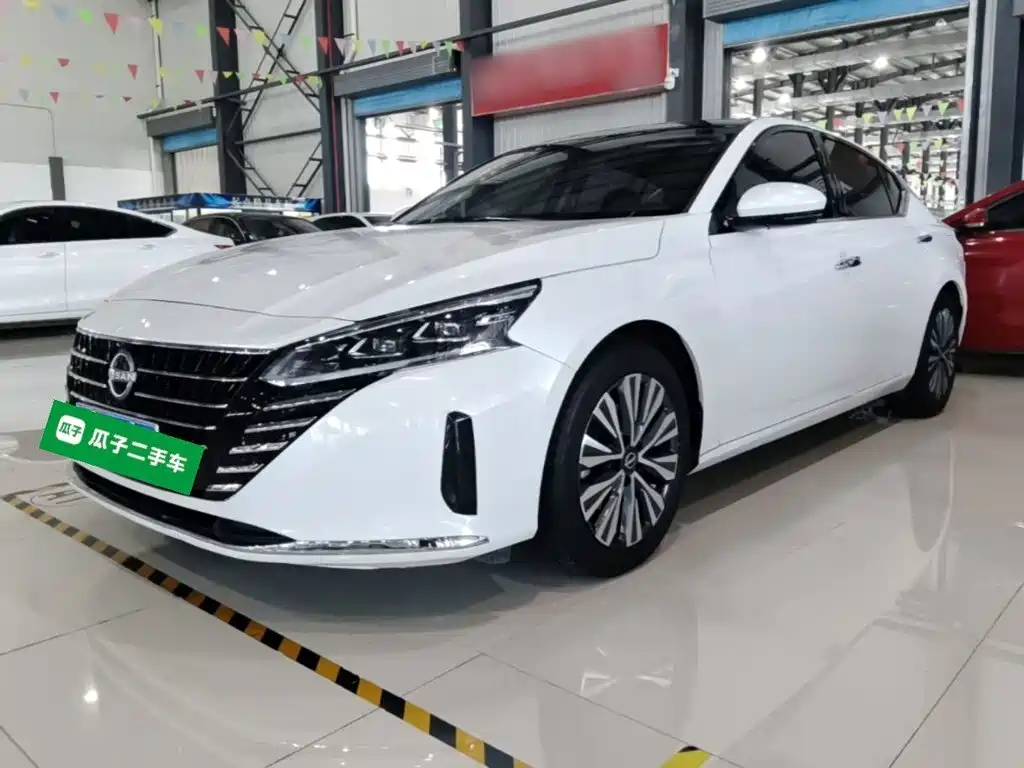 Nissan Teana 2023