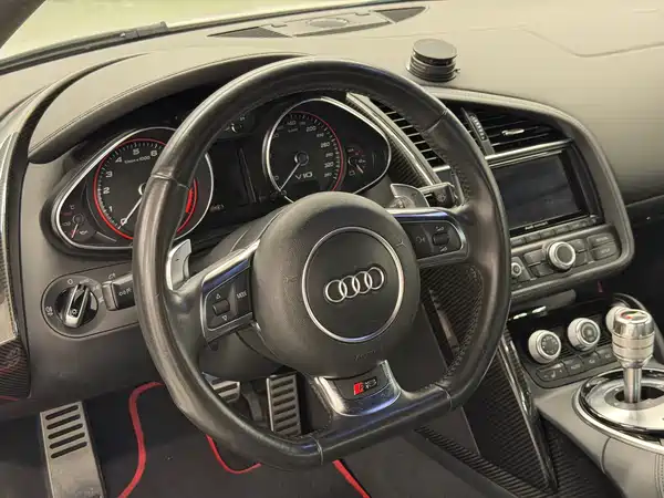 Audi R8 2016