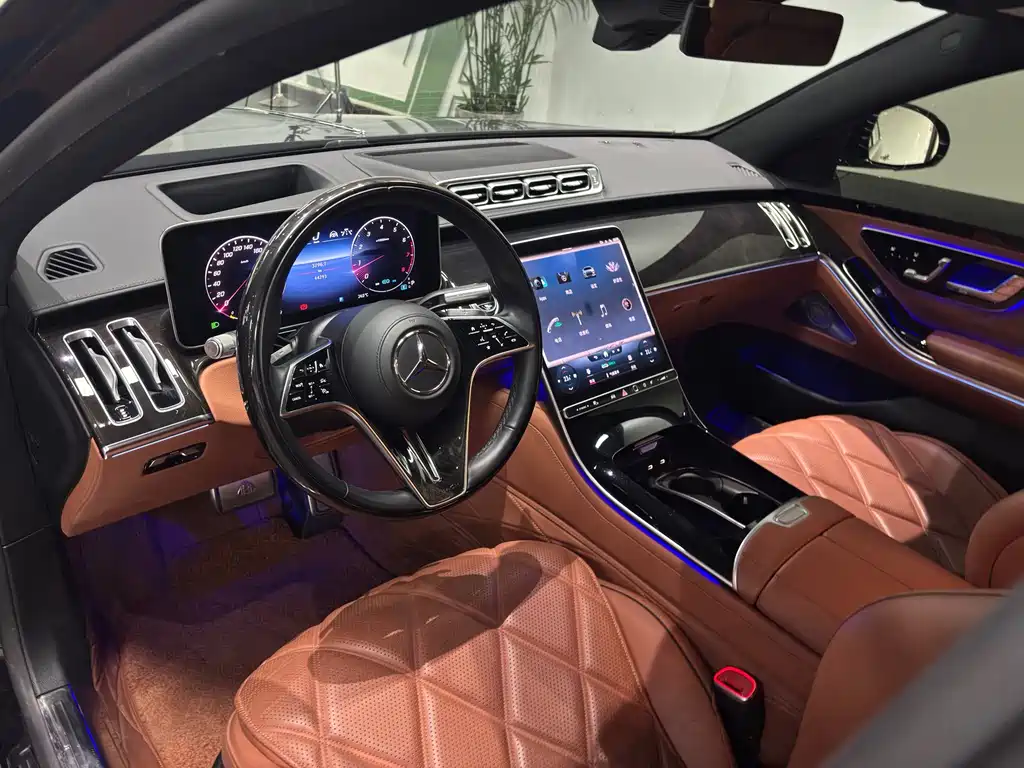 Mercedes-Benz Maybach S-Class 2023 — фото 10