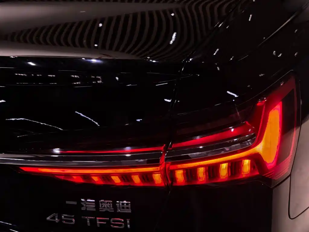 Audi A6L 2019 — фото 9