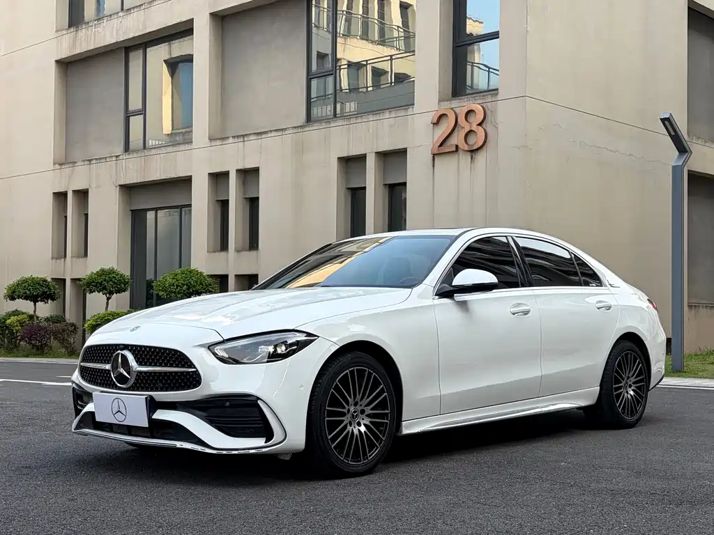 Mercedes-Benz C-Class 2023