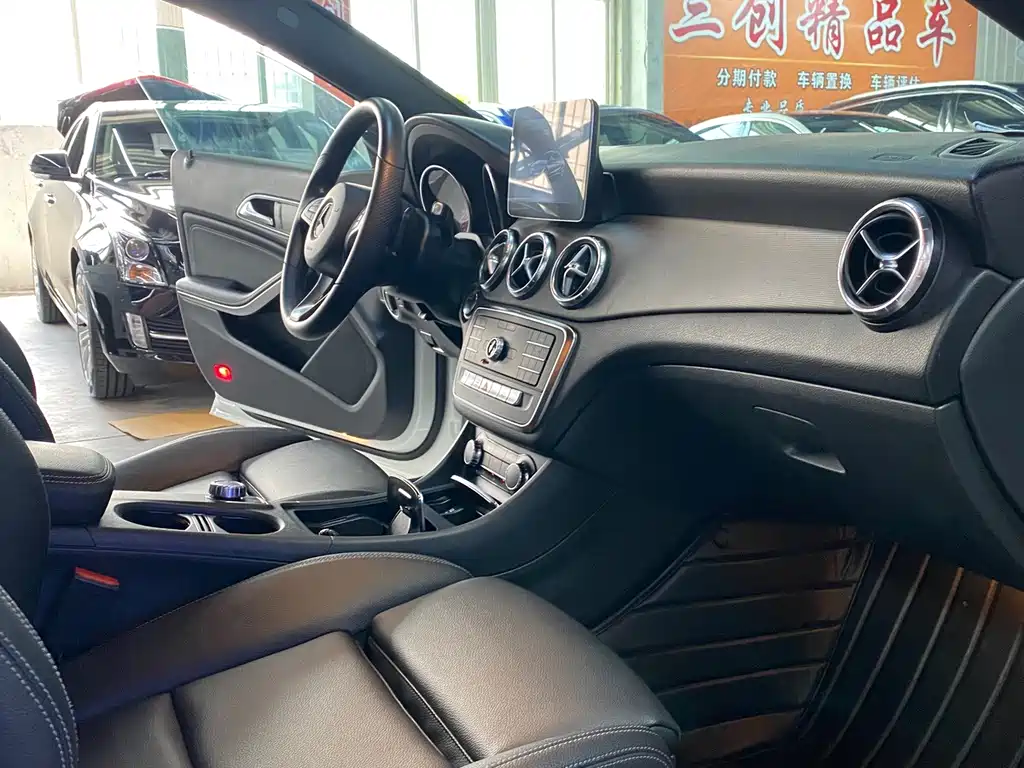 Mercedes-Benz CLA 2018 — фото 9