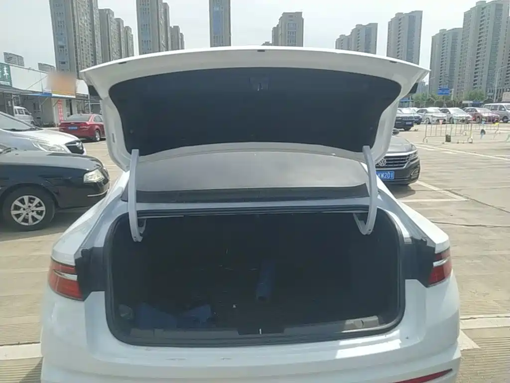 Geely Xingrui 2022 — фото 15