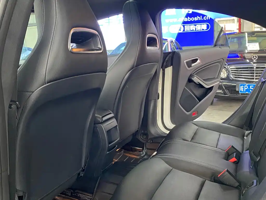 Mercedes-Benz CLA 2018 — фото 12