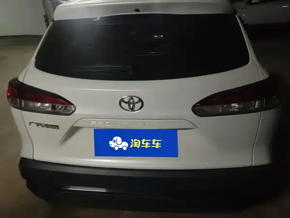 Toyota Frontlander 2024