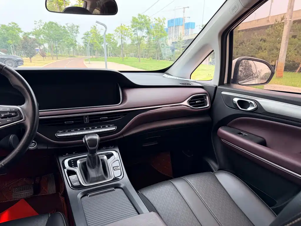 GAC Motor Trumpchi M6 2021 — фото 8