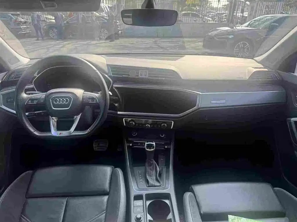 Audi Q3 Sportback 2021 — фото 6
