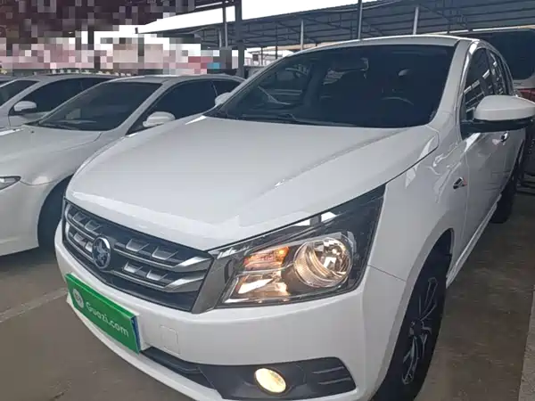 Venucia T70 2016