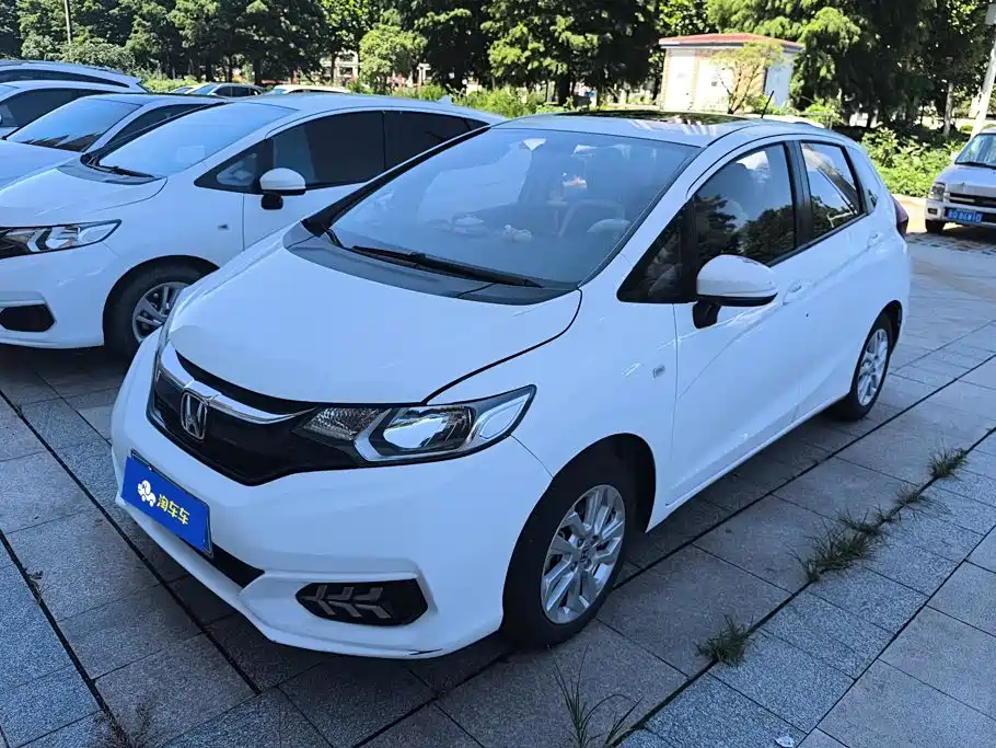 Honda Fit 2019 — фото 1