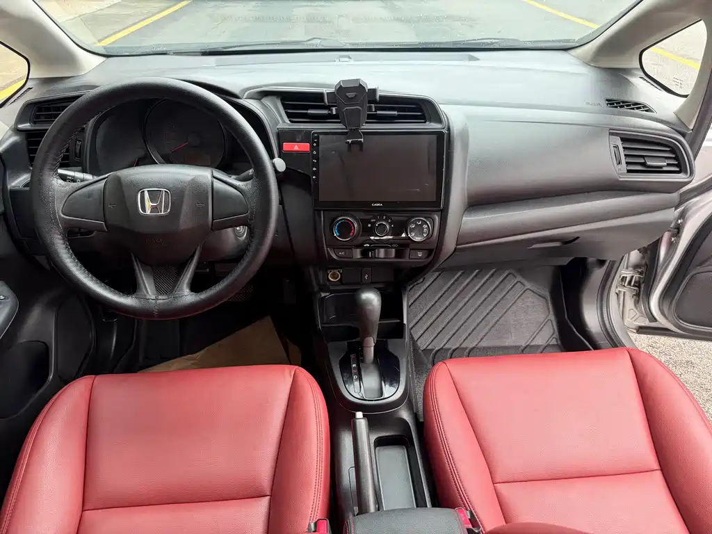 Honda Fit 2015 — фото 22