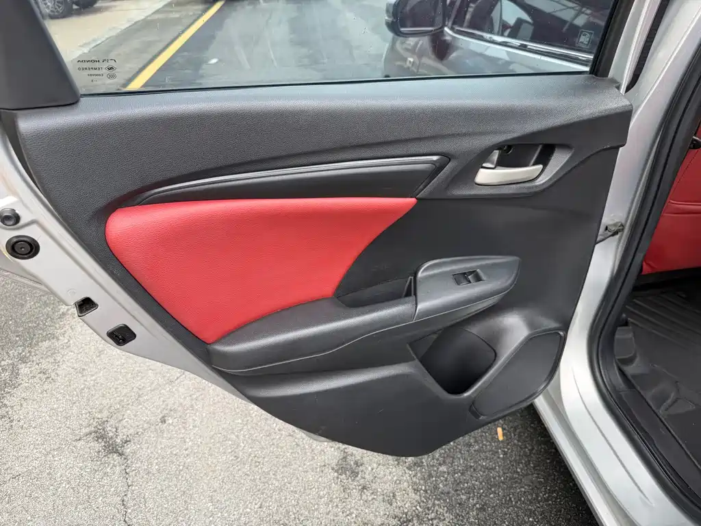 Honda Fit 2015 — фото 19