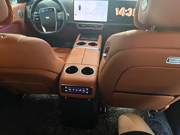 Li Auto L9 2024