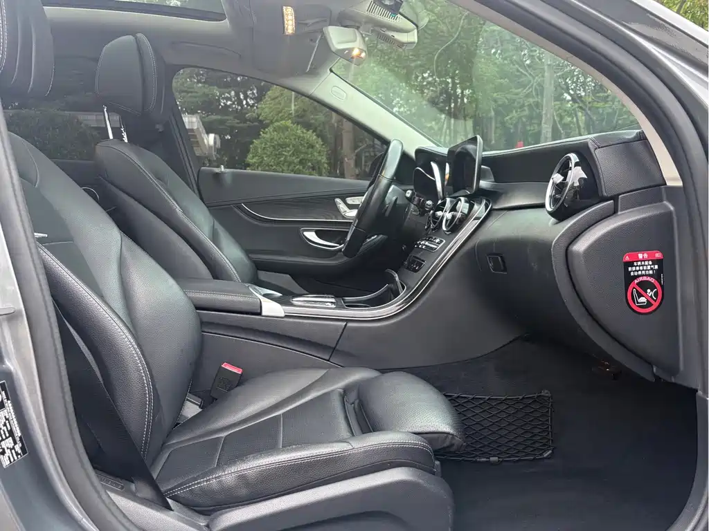 Mercedes-Benz C-Class 2018 — фото 19