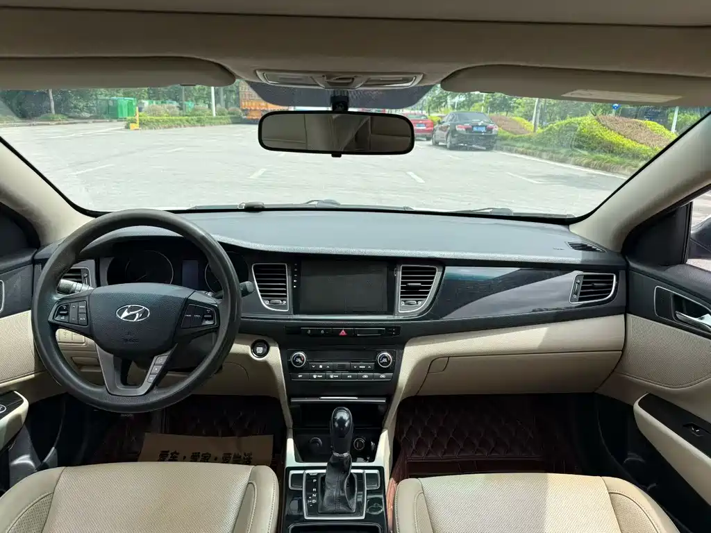 Hyundai Mistra 2014 — фото 9