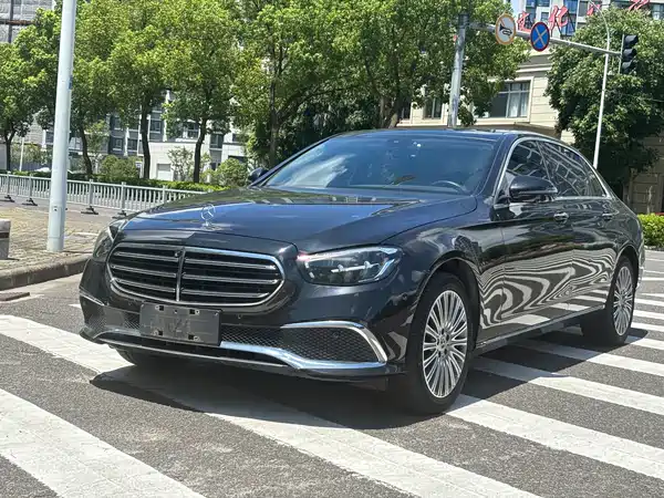 Mercedes-Benz E-Class 2023