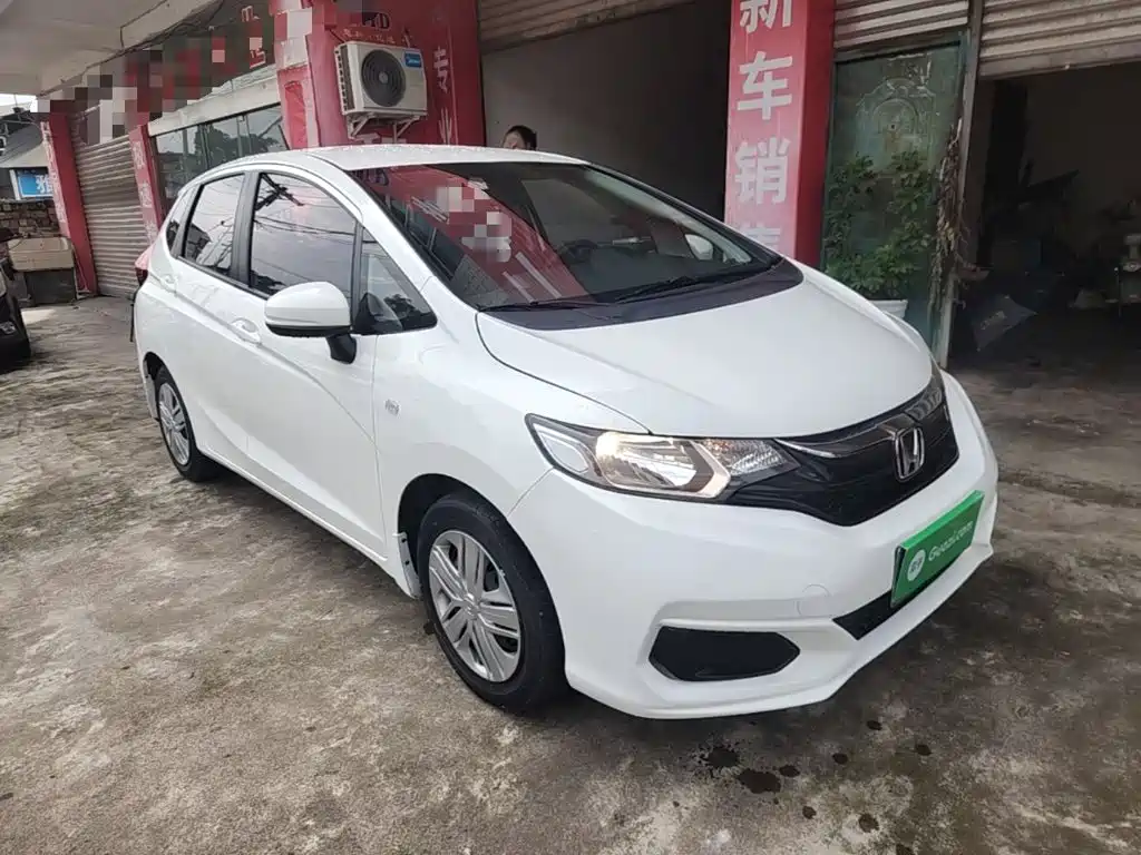Honda Fit 2018 — фото 4