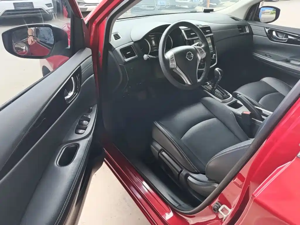 Nissan Tiida 2020 — фото 15