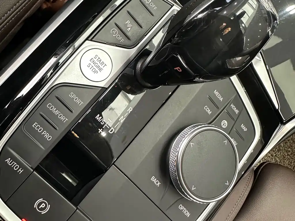 BMW 3 Series 2020 — фото 13