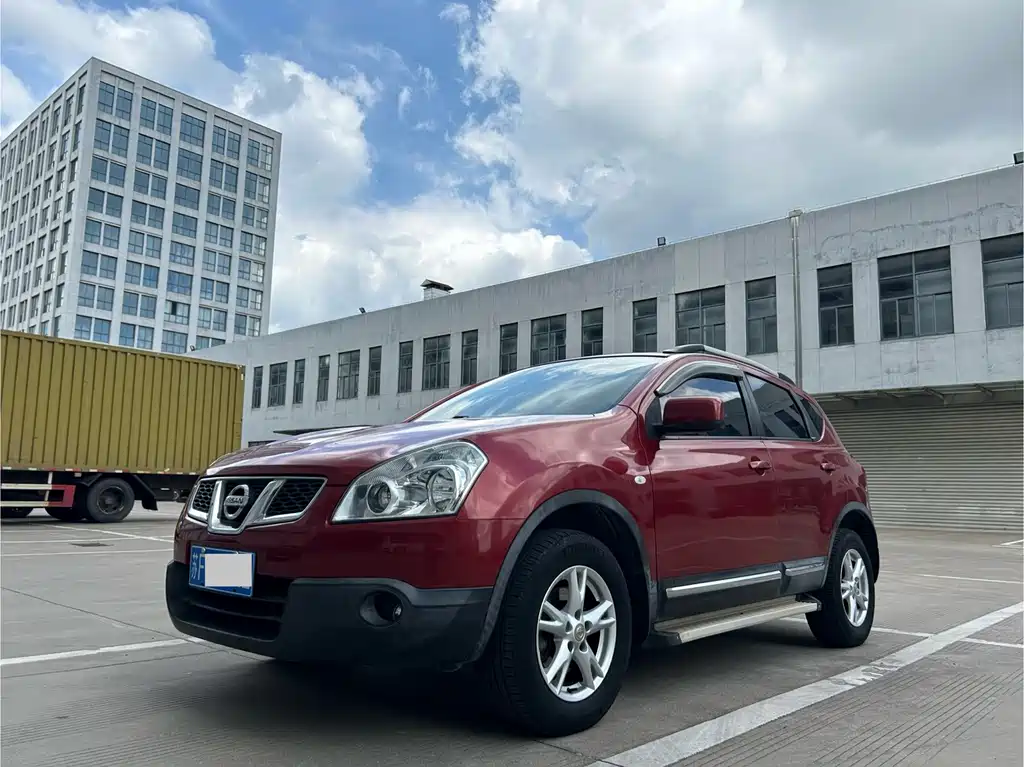 Nissan Qashqai 2011 — фото 2