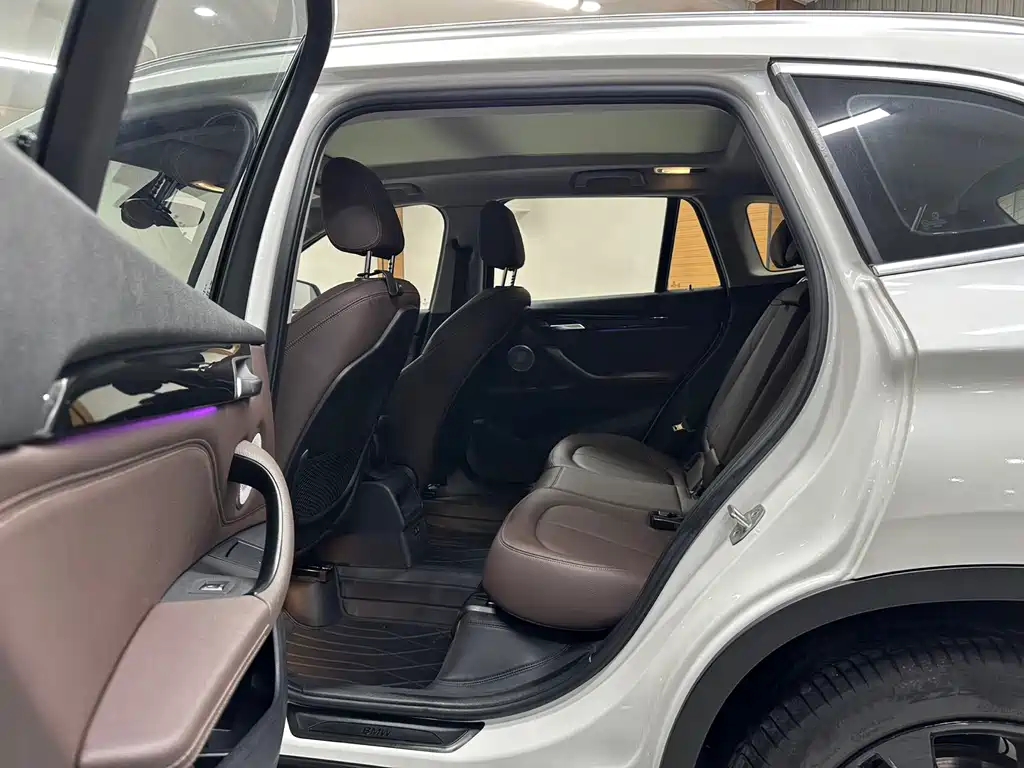 BMW X1 2021 — фото 16