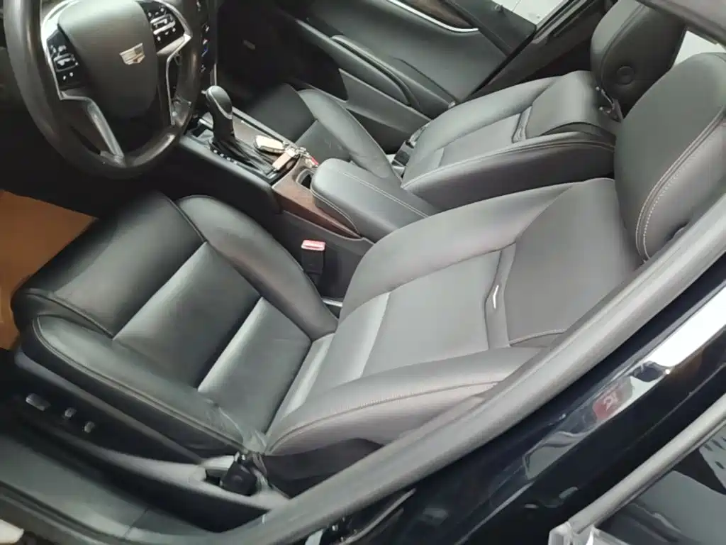 Cadillac XTS 2018 — фото 15