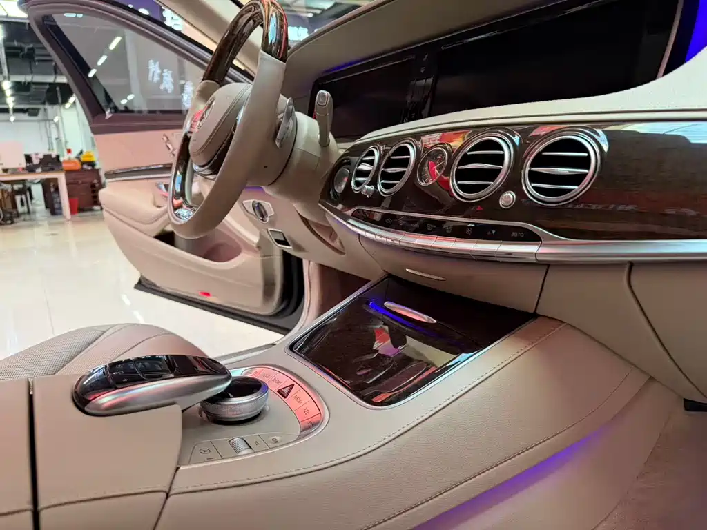 Mercedes-Benz S-Class 2016 — фото 18