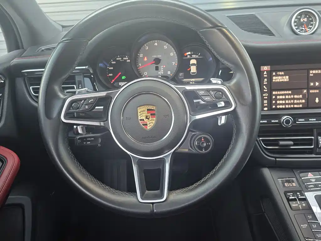 Porsche Macan 2021 — фото 10