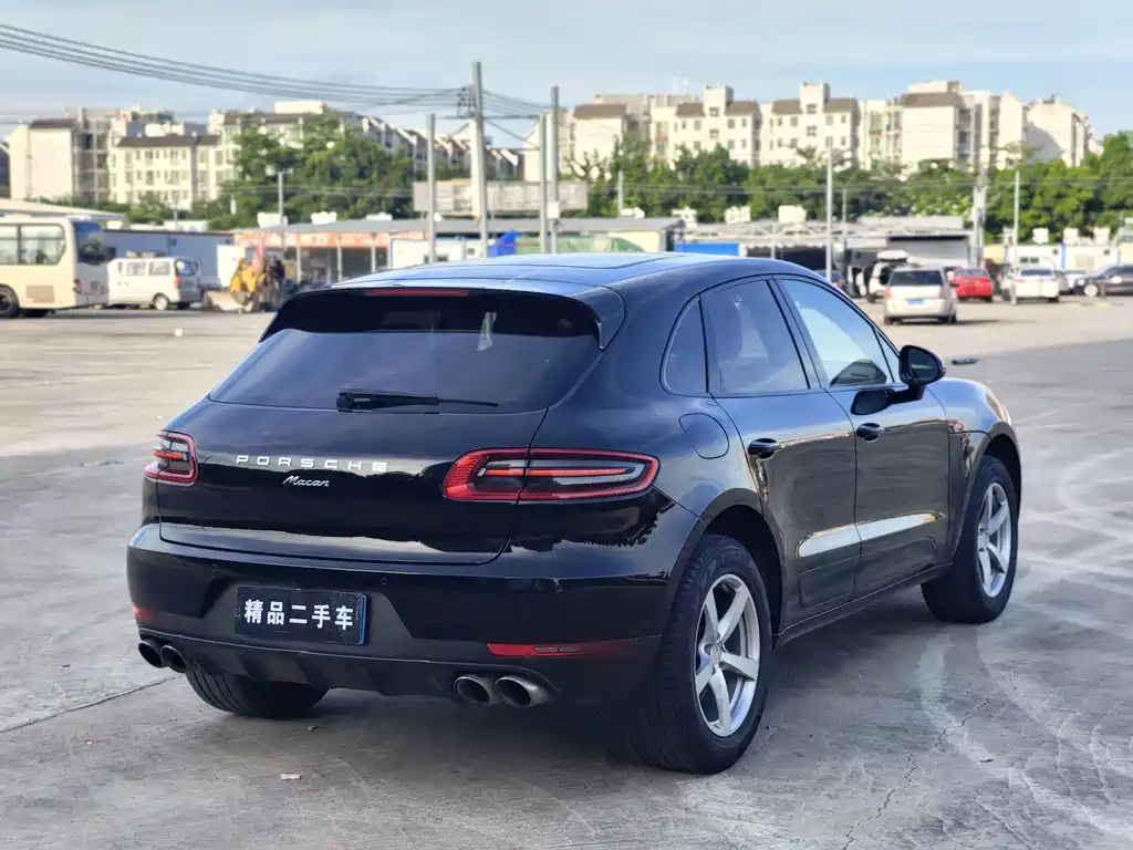 Porsche Macan 2016 — фото 9