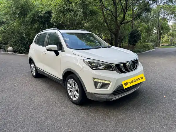 Changan CS15 2016
