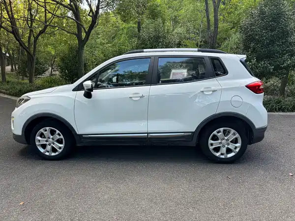 Changan CS15 2016