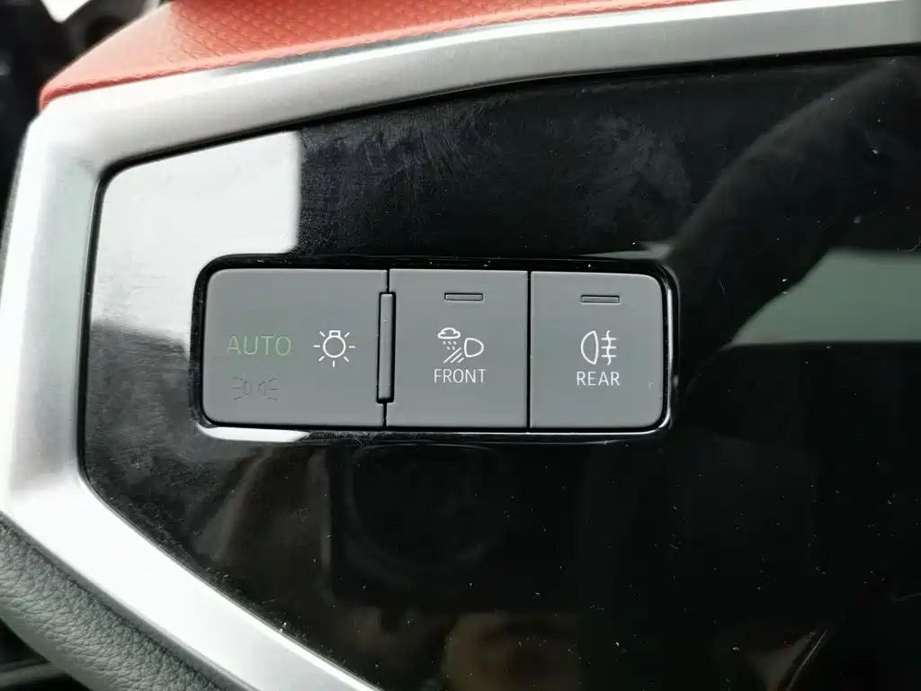 Audi Q3 2020 — фото 21