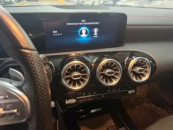 Mercedes-Benz CLA 2021