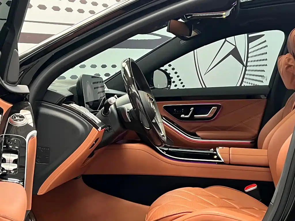 Mercedes-Benz Maybach S-Class 2025 — фото 6