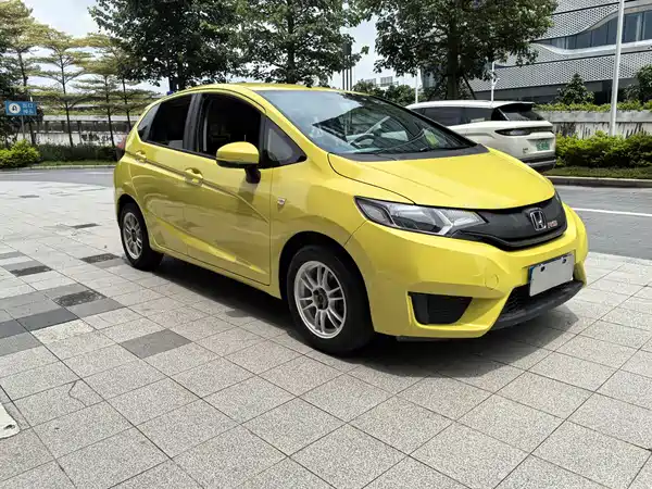 Honda Fit 2015
