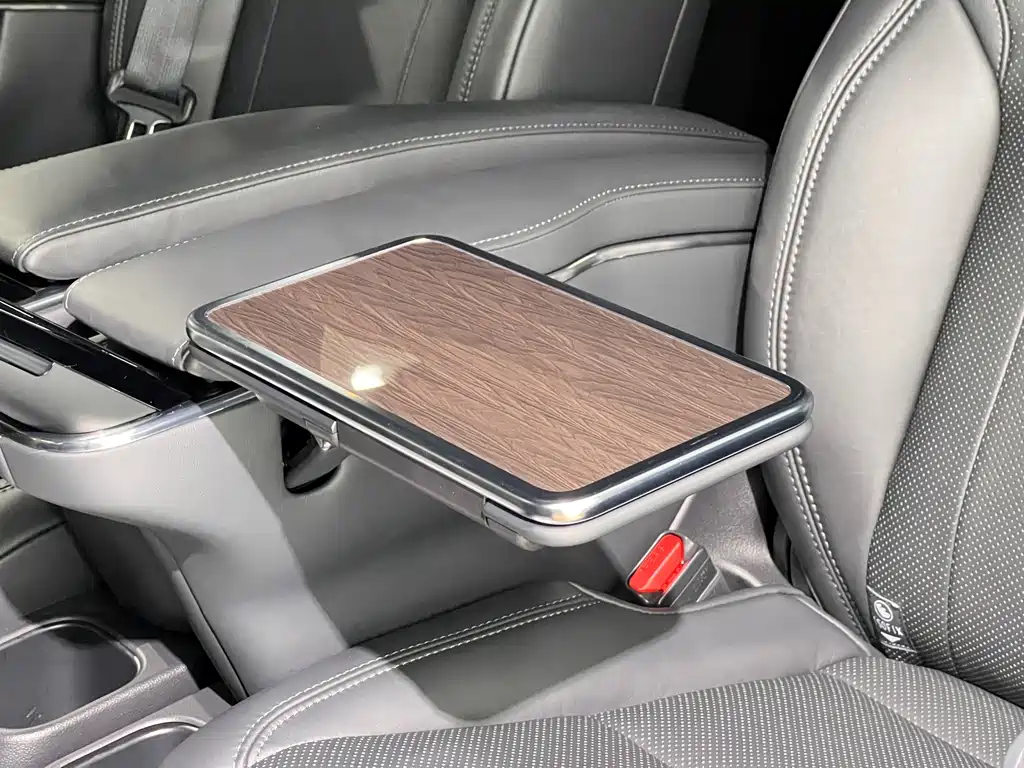 Toyota Vellfire 2025 — фото 14